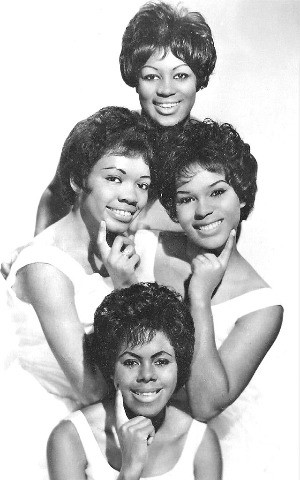 The Shirelles in 1962, an American girl group who achieved fame in the early 1960s.