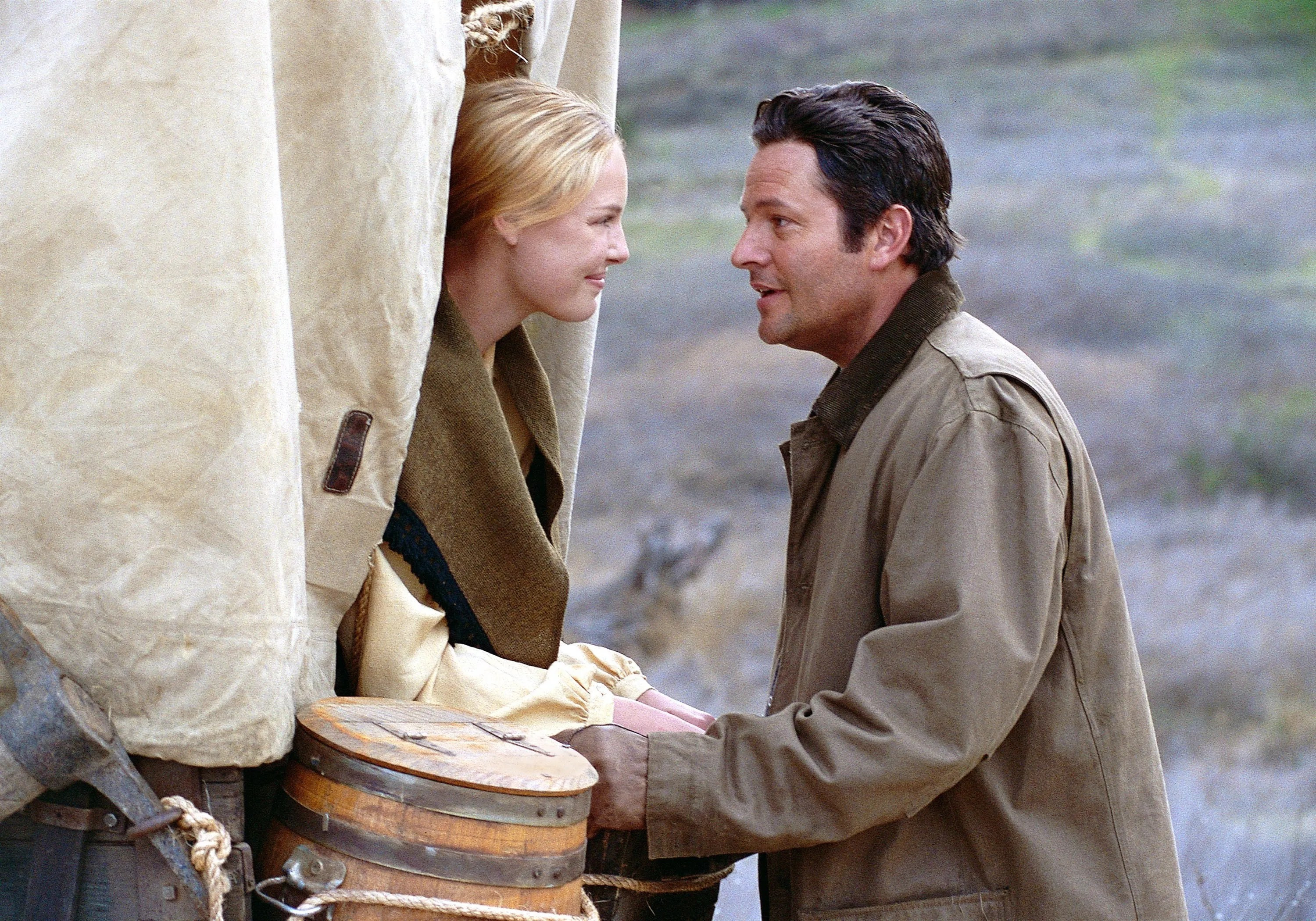 Katherine Heigl and Dale Midkiff star as pioneer husband and wife in 'Love Comes Softly', a Hallmark Channel Original movie.